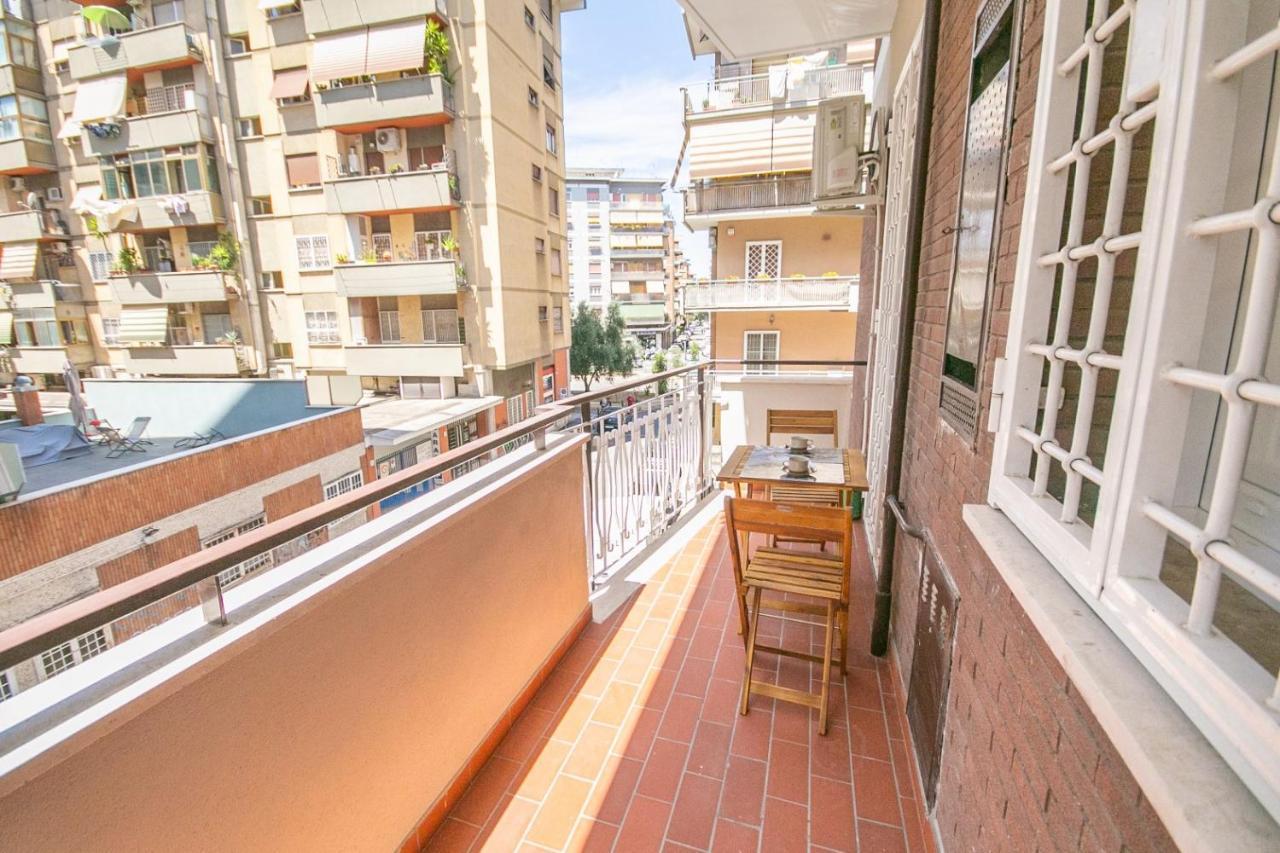 Vacanze Romane Apartment Luaran gambar